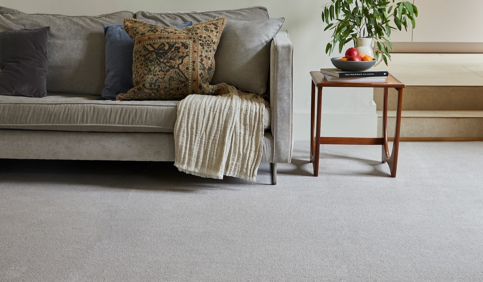 A fine gauge, wool twist carpet in elegant plain and heather shades. Manufactured using tenth gauge machinery, Hampstead offers a refined, dense finish and is available in two qualities – Supreme and Deluxe.