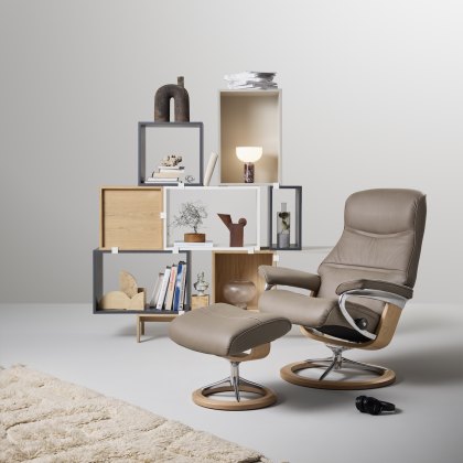 Stressless Philip Chair with footstool