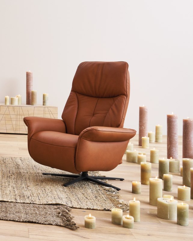 Himolla Lupo 8994 Swivel Recliner Chair Himolla Lupo 8994 Swivel Recliner Chair