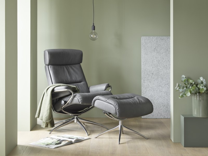 Stressless Tokyo Chair with footstool - Material Things