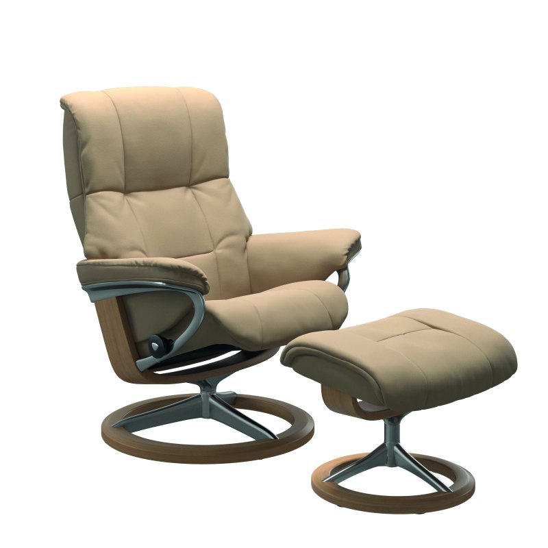 Stressless Quickship Mayfair Medium Signature Chair with Footstool Stressless Quickship Mayfair Medium Signature Chair with Footstool