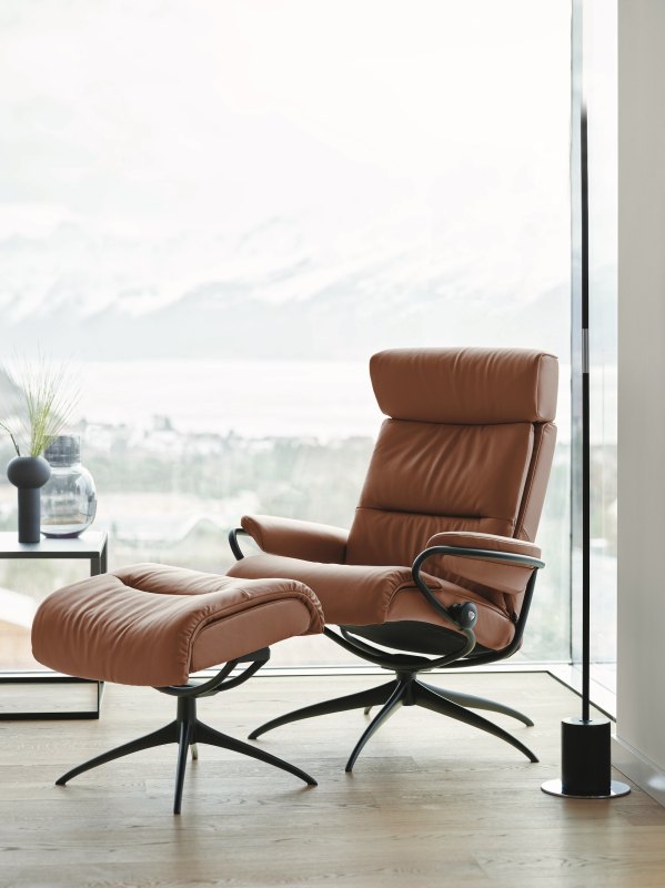 Stressless Quickship Tokyo with Headrest Star Chair with Footstool Stressless Quickship Tokyo with Headrest Star Chair with Footstool